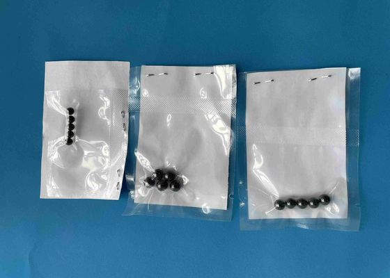 검은 SI3N4 세라믹 볼 18-20KV/mm 절연 내력